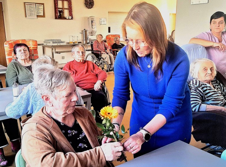 Oslava březnových narozenin v Domově pro seniory Vysoké Mýto